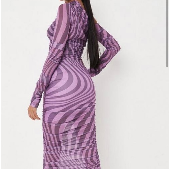 **NWT** Mesh Lilac Swirl Print Ruched Midi Dress - Picture 3 of 6